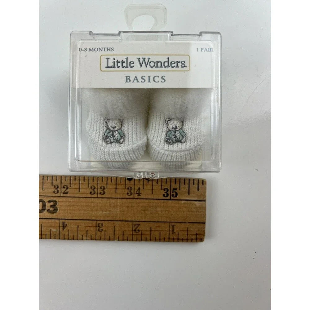 NEW Little Wonders Basics 0-3 Months Bootie Socks Bear Patch Baby Shower Gift